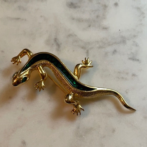 Jewelry - Vintage Goldtone Green Enamel Lizard Brooch Pin
